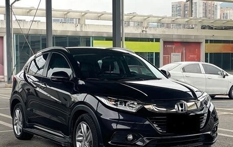 Honda Vezel, 2022 год, 1 490 000 рублей, 1 фотография