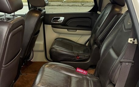 Cadillac Escalade III, 2012 год, 2 450 000 рублей, 13 фотография