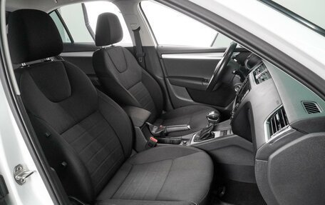 Skoda Octavia, 2017 год, 1 689 000 рублей, 8 фотография