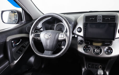 Toyota RAV4, 2012 год, 1 499 000 рублей, 14 фотография