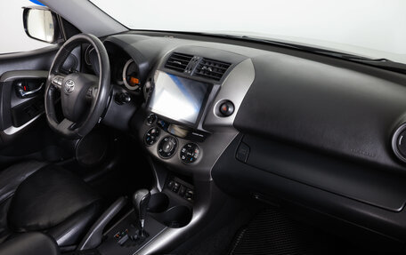 Toyota RAV4, 2012 год, 1 499 000 рублей, 13 фотография