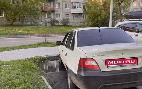 Daewoo Nexia I рестайлинг, 2011 год, 80 000 рублей, 6 фотография
