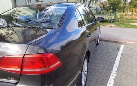 Volkswagen Passat B7, 2011 год, 1 350 000 рублей, 6 фотография