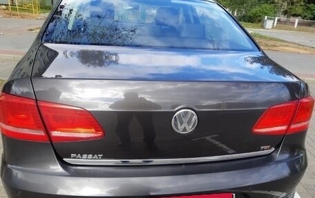 Volkswagen Passat B7, 2011 год, 1 350 000 рублей, 9 фотография