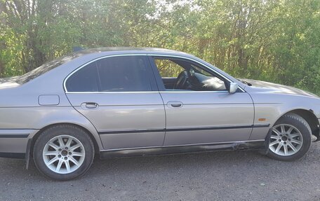 BMW 5 серия, 2000 год, 300 000 рублей, 3 фотография