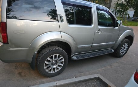Nissan Pathfinder, 2010 год, 1 350 000 рублей, 3 фотография