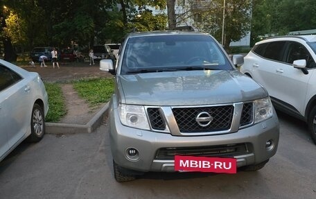 Nissan Pathfinder, 2010 год, 1 350 000 рублей, 2 фотография