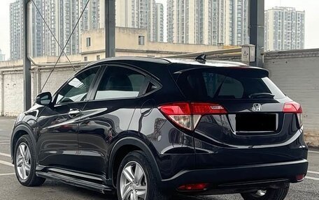 Honda Vezel, 2022 год, 1 490 000 рублей, 6 фотография