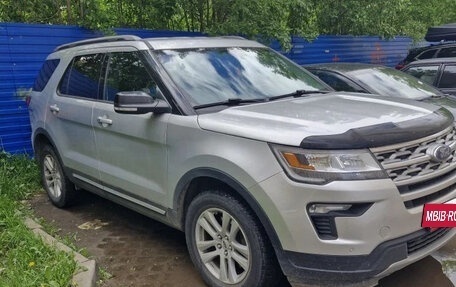 Ford Explorer VI, 2018 год, 2 700 000 рублей, 2 фотография
