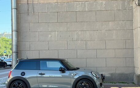 MINI Hatch, 2016 год, 2 600 000 рублей, 2 фотография