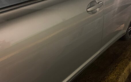 Toyota Avensis III рестайлинг, 2004 год, 550 000 рублей, 5 фотография