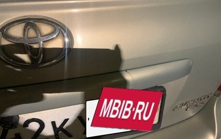 Toyota Avensis III рестайлинг, 2004 год, 550 000 рублей, 4 фотография