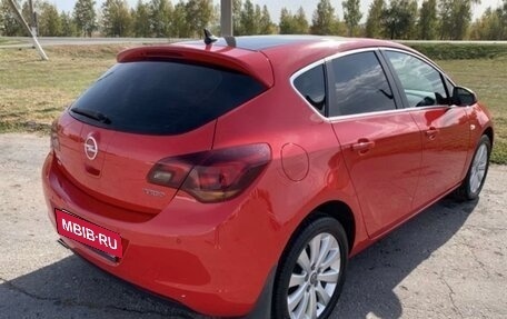 Opel Astra J, 2010 год, 1 050 000 рублей, 7 фотография