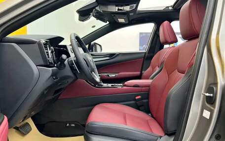 Lexus NX, 2025 год, 11 фотография