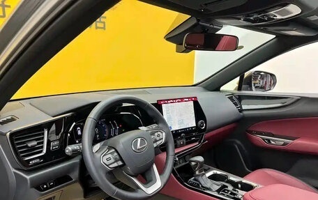 Lexus NX, 2025 год, 15 фотография