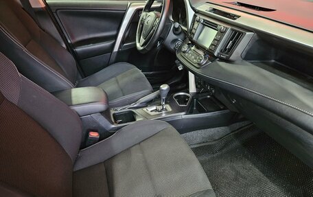 Toyota RAV4, 2016 год, 2 320 000 рублей, 11 фотография