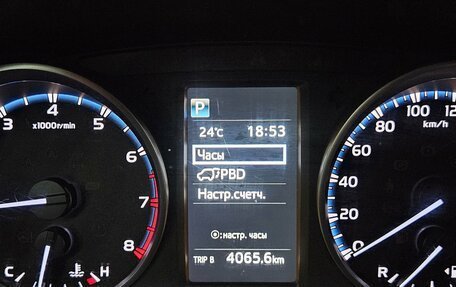 Toyota RAV4, 2016 год, 2 320 000 рублей, 10 фотография