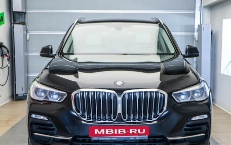 BMW X5, 2019 год, 6 350 000 рублей, 2 фотография