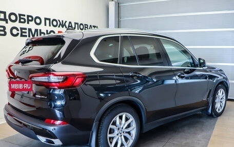 BMW X5, 2019 год, 6 350 000 рублей, 4 фотография