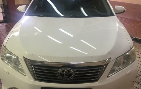 Toyota Camry, 2012 год, 1 350 000 рублей, 3 фотография