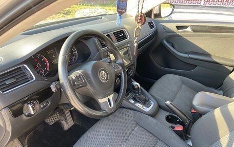 Volkswagen Jetta VI, 2013 год, 850 000 рублей, 9 фотография