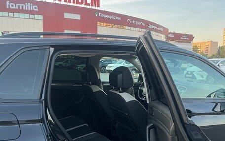 Volkswagen Tiguan II, 2019 год, 1 590 000 рублей, 7 фотография