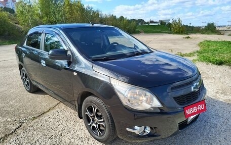 Chevrolet Cobalt II, 2013 год, 530 000 рублей, 2 фотография