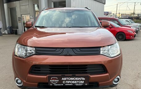 Mitsubishi Outlander III рестайлинг 3, 2012 год, 1 365 000 рублей, 2 фотография