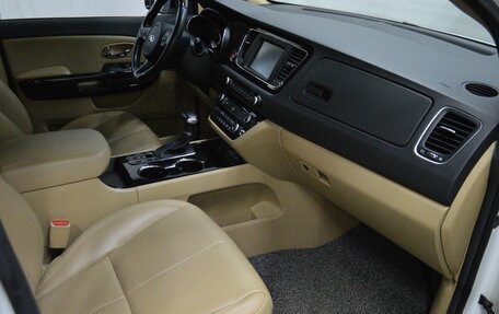 KIA Carnival III, 2018 год, 2 950 000 рублей, 11 фотография