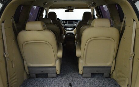 KIA Carnival III, 2018 год, 2 950 000 рублей, 20 фотография