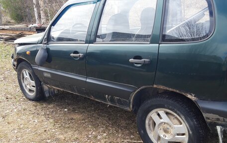 Chevrolet Niva I рестайлинг, 2005 год, 85 000 рублей, 3 фотография