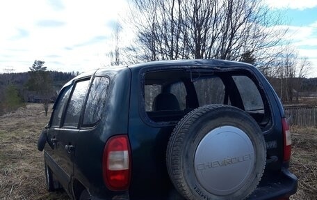 Chevrolet Niva I рестайлинг, 2005 год, 85 000 рублей, 2 фотография
