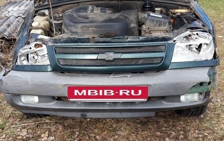 Chevrolet Niva I рестайлинг, 2005 год, 85 000 рублей, 4 фотография
