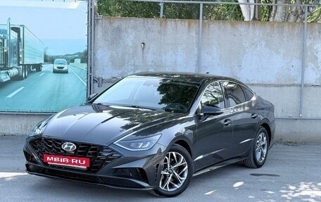 Hyundai Sonata VIII, 2020 год, 2 375 000 рублей, 2 фотография