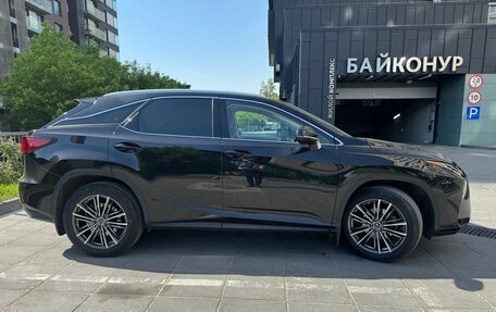 Lexus RX IV рестайлинг, 2019 год, 4 700 000 рублей, 4 фотография