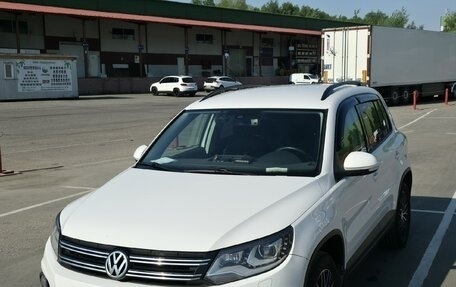 Volkswagen Tiguan I, 2012 год, 1 850 000 рублей, 2 фотография