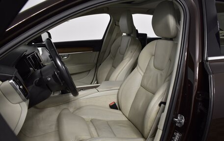 Volvo S90 II рестайлинг, 2017 год, 2 926 900 рублей, 10 фотография