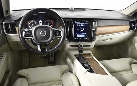 Volvo S90 II рестайлинг, 2017 год, 2 926 900 рублей, 6 фотография