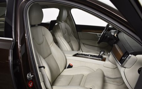 Volvo S90 II рестайлинг, 2017 год, 2 926 900 рублей, 8 фотография