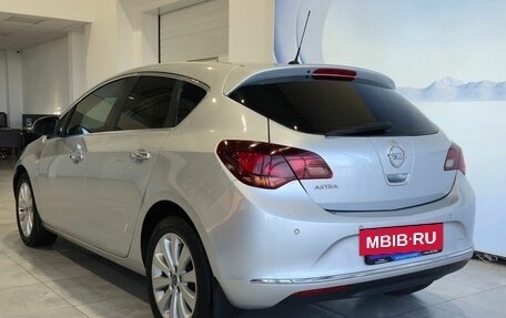 Opel Astra J, 2013 год, 999 000 рублей, 5 фотография
