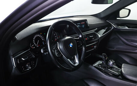 BMW 5 серия, 2018 год, 2 649 000 рублей, 15 фотография