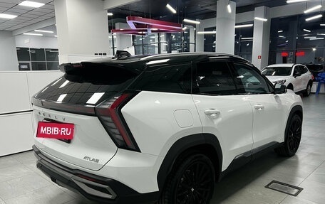 Geely Atlas, 2024 год, 2 660 000 рублей, 5 фотография