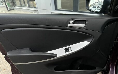 Hyundai Solaris II рестайлинг, 2013 год, 590 000 рублей, 5 фотография