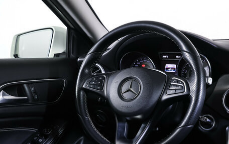 Mercedes-Benz GLA, 2016 год, 1 890 000 рублей, 13 фотография
