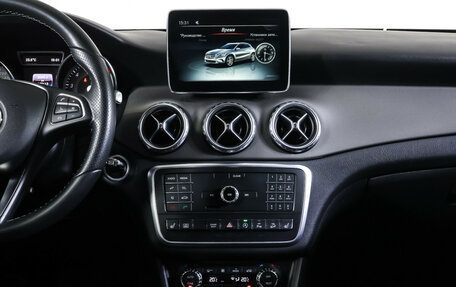 Mercedes-Benz GLA, 2016 год, 1 890 000 рублей, 14 фотография