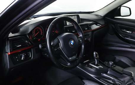 BMW 3 серия, 2012 год, 1 550 000 рублей, 15 фотография