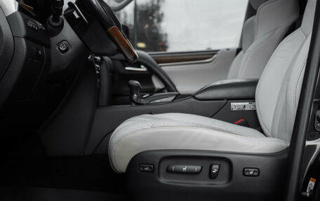 Lexus LX III, 2016 год, 6 499 000 рублей, 30 фотография