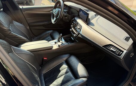 BMW 5 серия, 2019 год, 3 800 000 рублей, 10 фотография