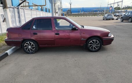 Daewoo Nexia I рестайлинг, 2004 год, 120 000 рублей, 3 фотография