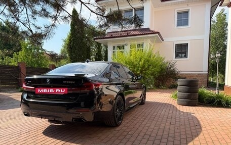 BMW 5 серия, 2019 год, 3 800 000 рублей, 4 фотография